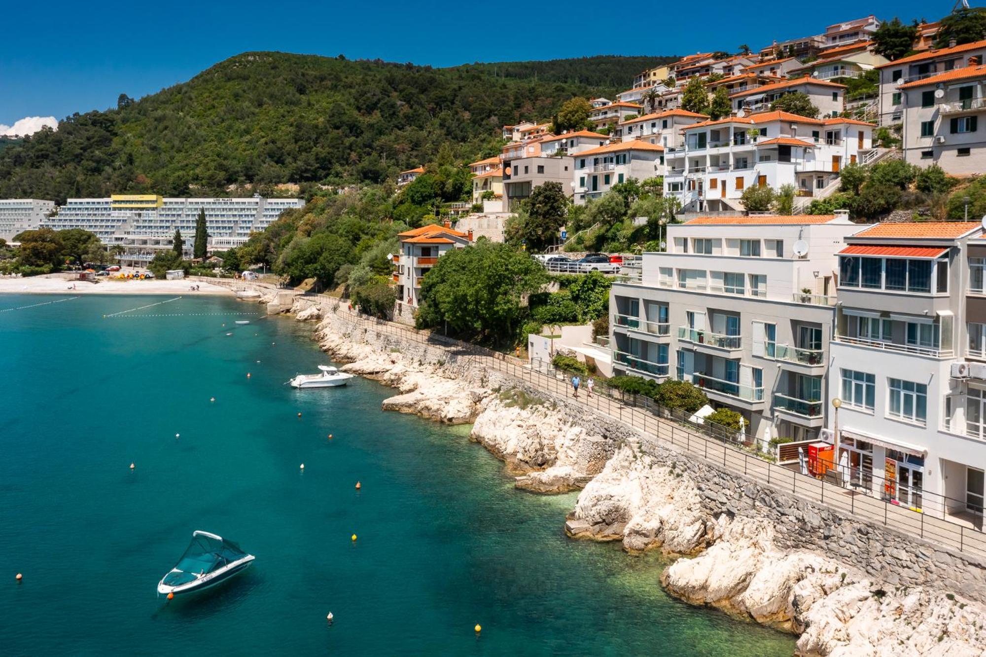 Boutique Hotel Adoral Rabac Ngoại thất bức ảnh