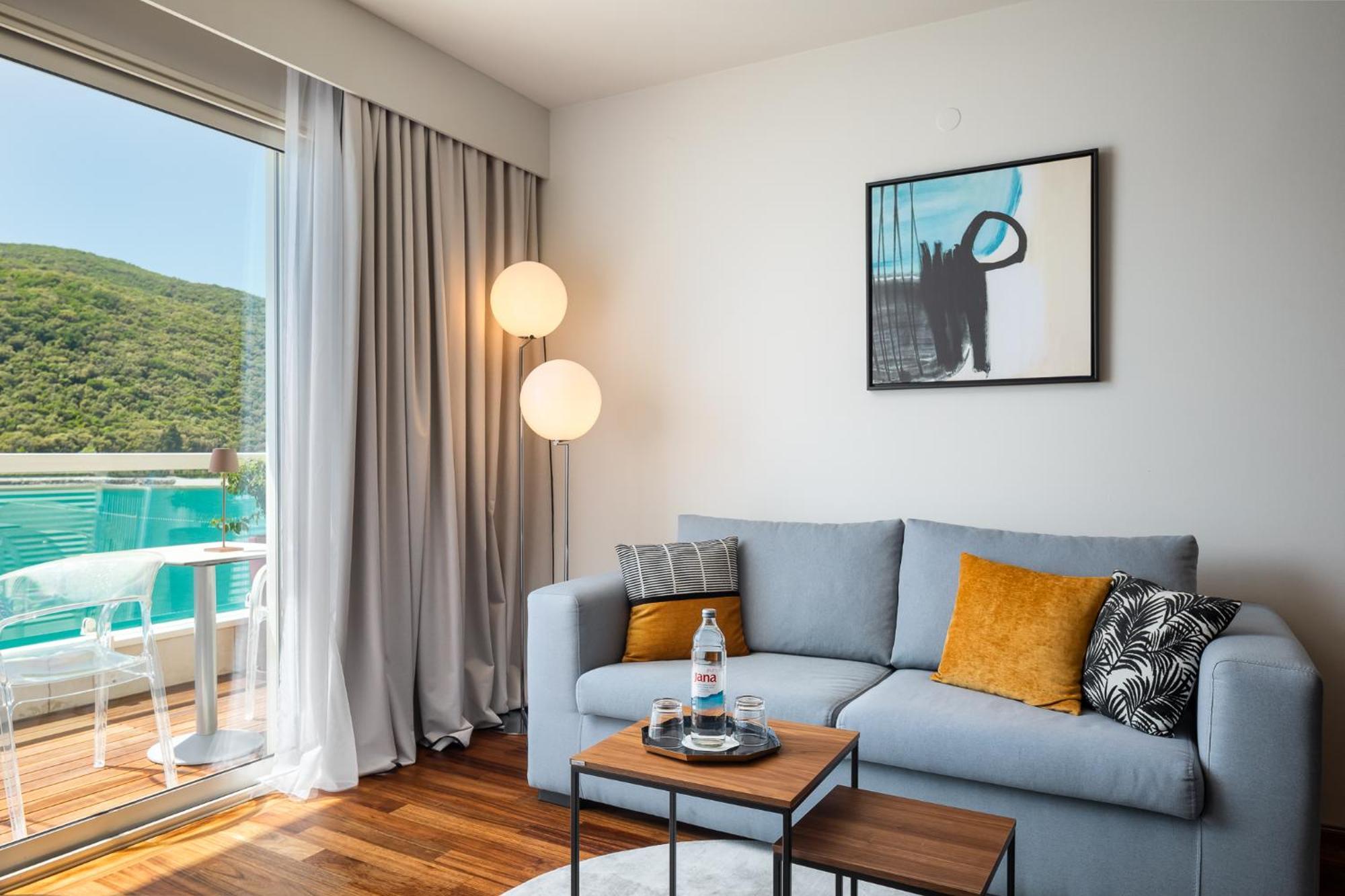 Boutique Hotel Adoral Rabac Ngoại thất bức ảnh
