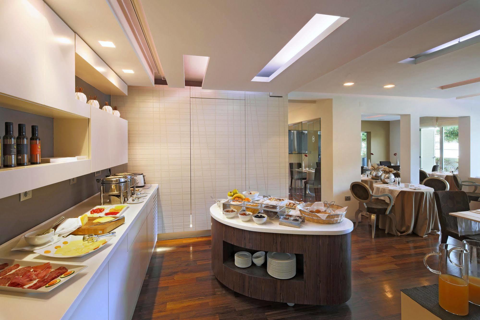 Boutique Hotel Adoral Rabac Ngoại thất bức ảnh