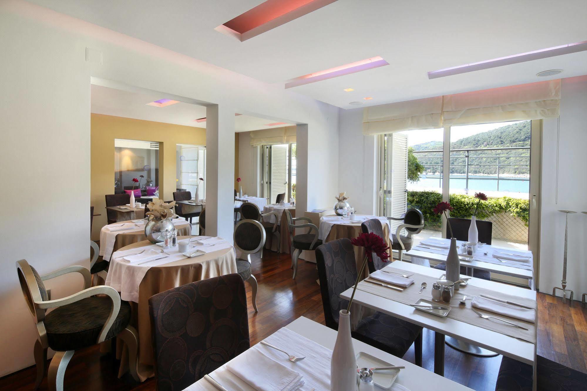 Boutique Hotel Adoral Rabac Ngoại thất bức ảnh